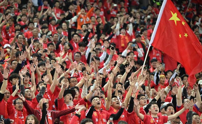 世预赛中国队vs新加坡